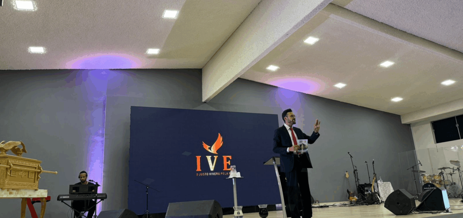 Uma Noite de Fé e Revelação