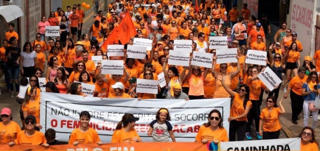CAMINHADA PELO FIM DA VIOLÊNCIA CONTRA MULHERES E MENINAS