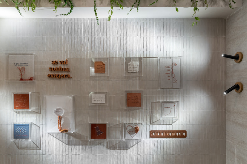 Arte ganha protagonismo e transforma ambientes na CASACOR