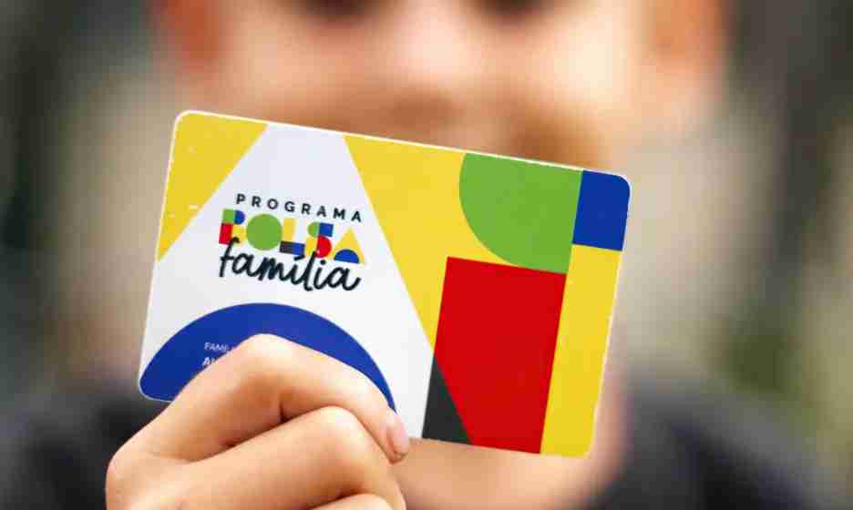 Fake news sobre Bolsa Família e INSS voltam a circular e acendem alerta do governo