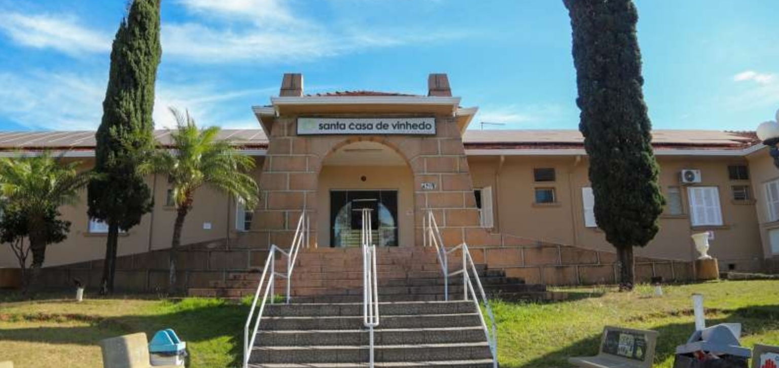 Prefeitura de Vinhedo formaliza convênio com a Santa Casa para atendimento do SUS em 2026