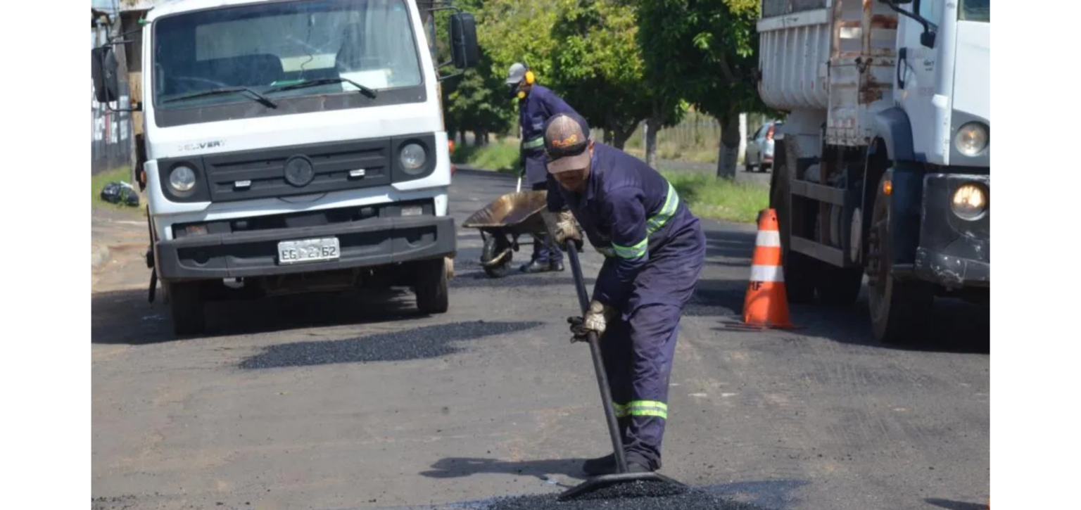 Mais de 30 bairros de Franca recebem serviços de manutenção com remendo asfáltico