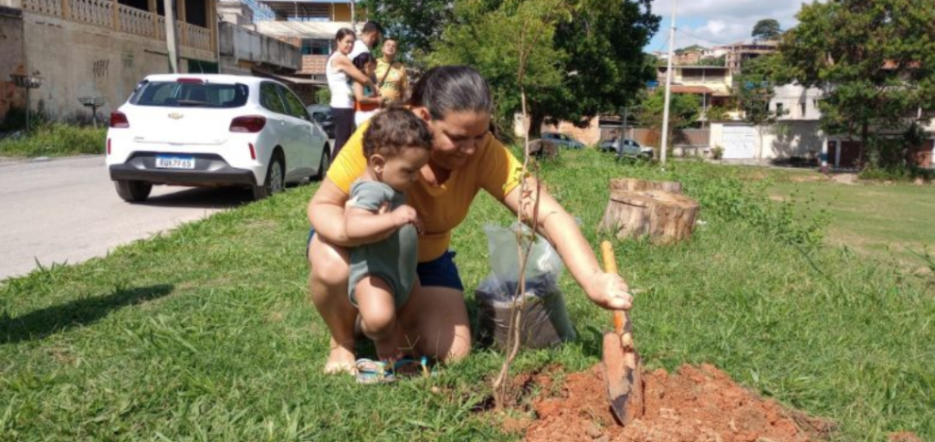 Campanha Mãos que Plantam completa um ano promovendo educação ambiental em Ribeirão das Neves