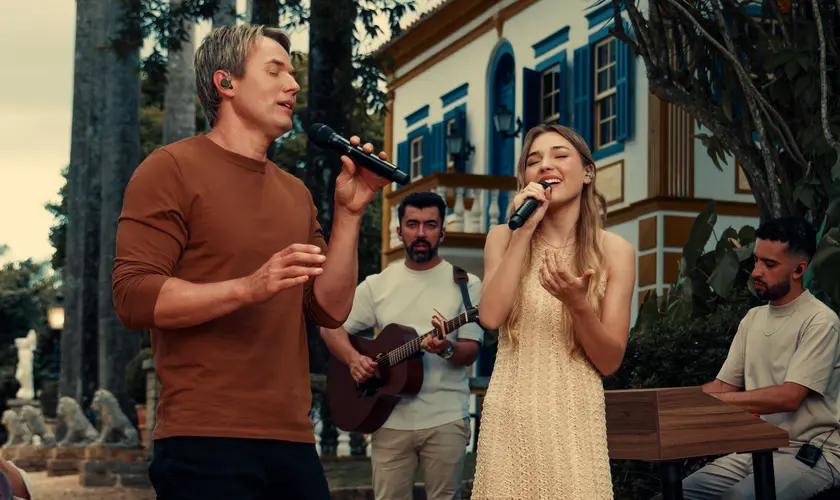 Estreia com Propósito: Esther Durán lança álbum “Acalma o Meu Coração” e emociona com fé e legado