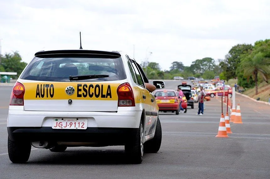 Detran-SP muda regra da prova prática da CNH e adota sistema de pontos no exame de direção