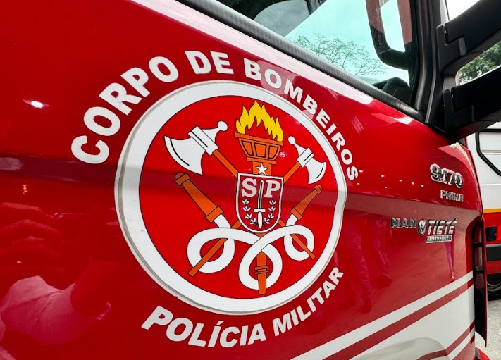 Bombeiros de SP atualizam regras para recarga de veículos elétricos e reforçam segurança em edificações