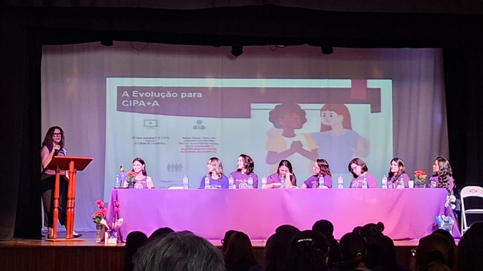 Por Elas, Por Nós: Uma Tarde de Voz, Força e Transformação