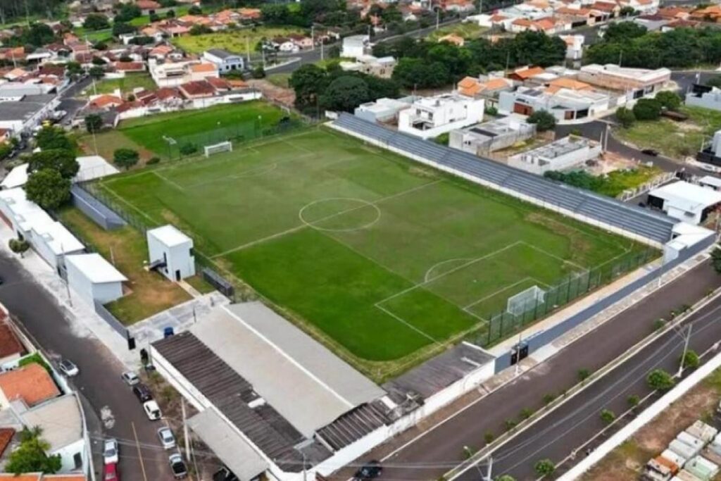 Meia-Noite celebra 67 anos com festa histórica e reforça crescimento no futebol paulista
