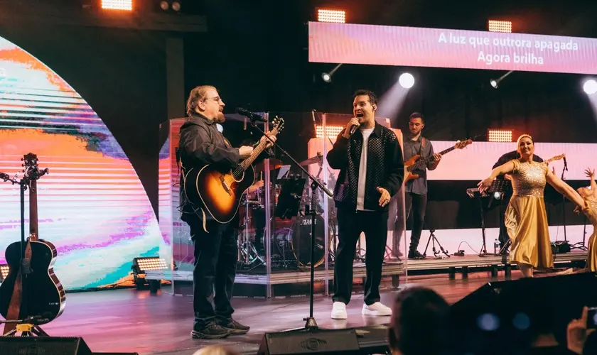 Asaph Borba celebra 50 anos de ministério com nova versão de clássico que marcou gerações
