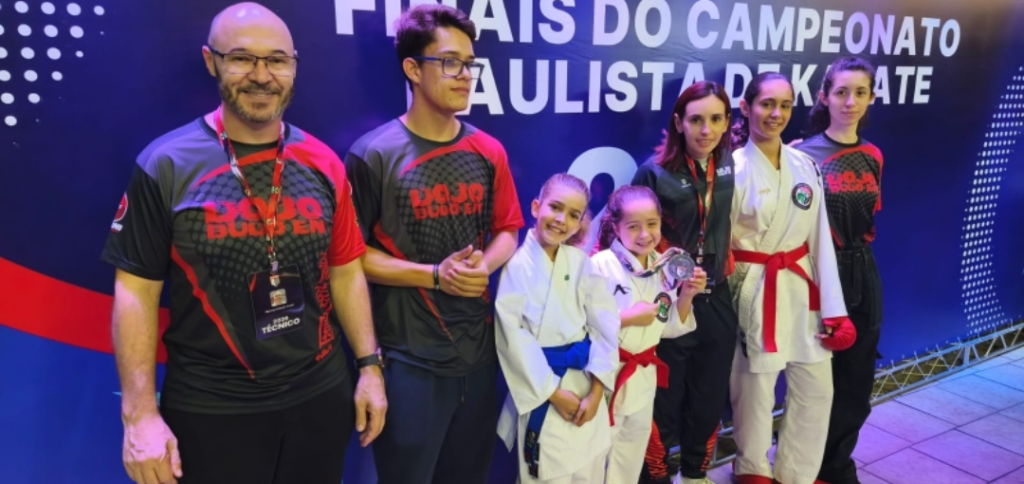 Karatê de Vinhedo conquista medalhas no Campeonato Paulista e garante vagas na Seleção Estadual