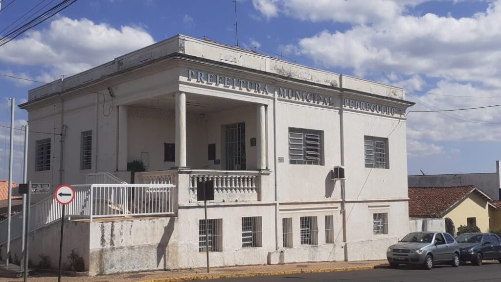 Prefeitura de Pedregulho abre concurso com salários de até R$ 13,7 mil e benefícios atrativos