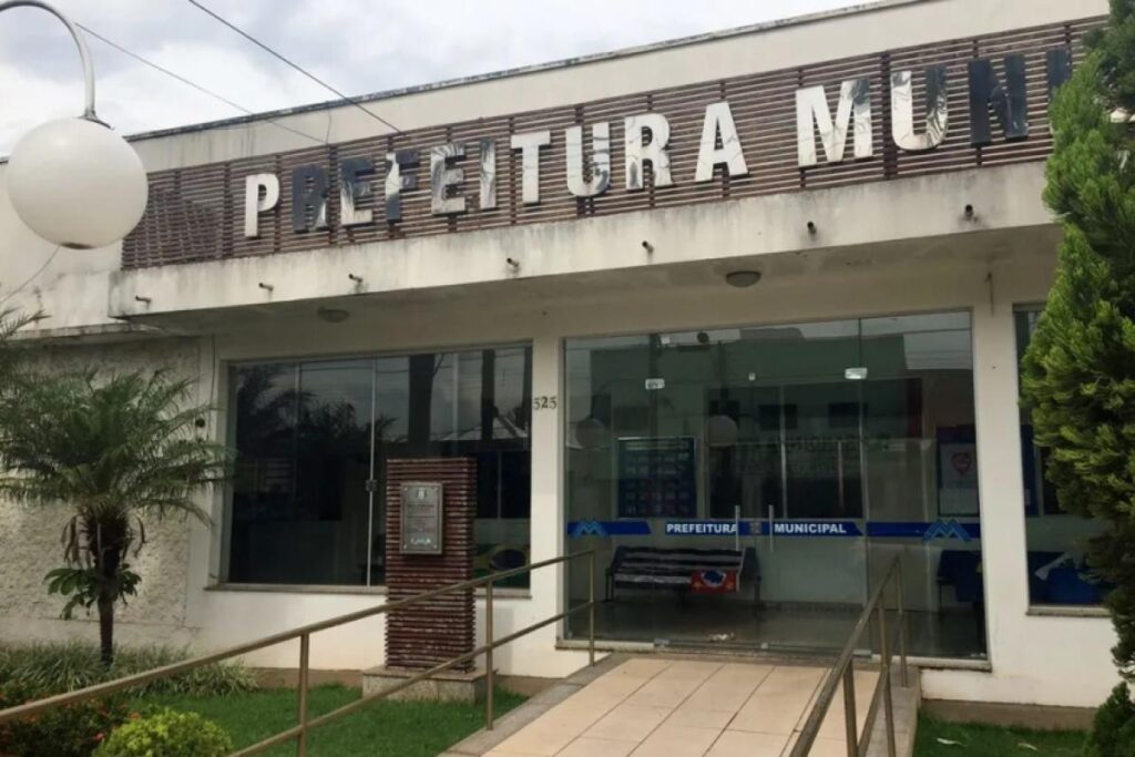 Prefeitura de Martinópolis abre concurso com salários de até R$ 16 mil e vagas para vários níveis