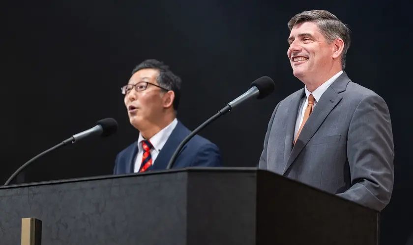 Mais de 100 japoneses aceitam Jesus durante evangelismo em ilha com minoria cristã