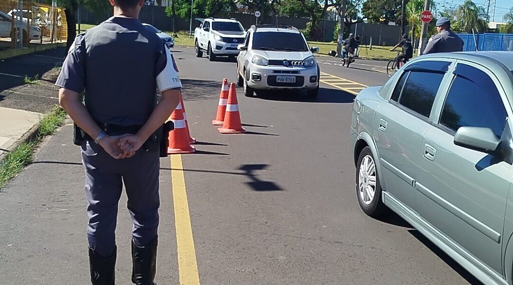 PM e GCM intensificam fiscalização na zona leste de Franca para combater acidentes de trânsito